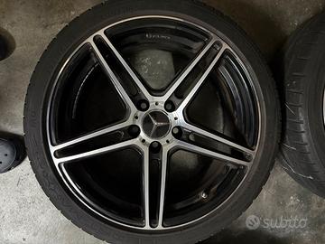 Cerchi in Lega 18" + Gomme Dunlop 225/40 R18