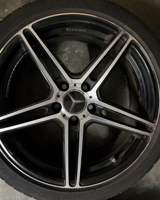Cerchi in Lega 18" + Gomme Dunlop 225/40 R18