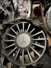 Serie copricerchi lancia y nuova