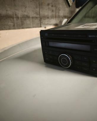 Autoradio Nissan Navara D40 anno 2007