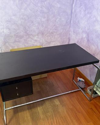 Scrivania in legno wengé con 2 cassetti
