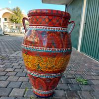 Anfora dipinta a mano