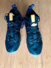 scarpe basket 39 decathlon Los Angeles lakers