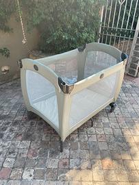 Culla/ lettino da campeggio accessoriato