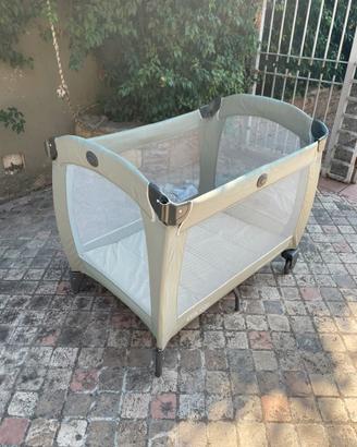 Culla/ lettino da campeggio accessoriato