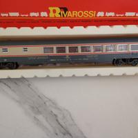 Carrozze Rivarossi treno bandiera