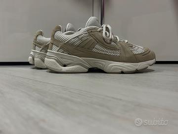 Scarpe Under Armour Sola Suade