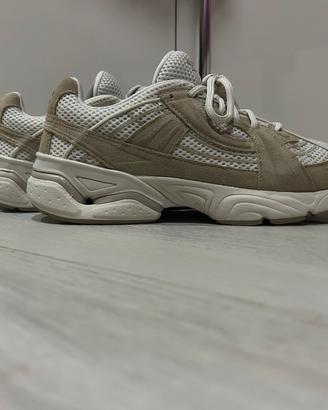 Scarpe Under Armour Sola Suade
