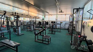 PALESTRA STORICA - ATTREZZI WEIDER FASSI