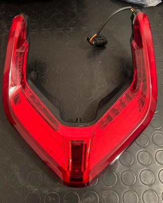 Faro posteriore originale ducati panigale v4