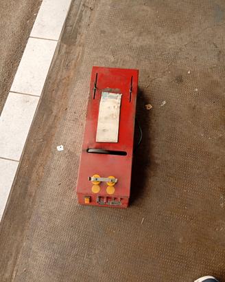 MODELLINO AUTO A SCOPPIO