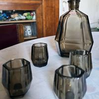 Bottiglia e Bicchieri da Liquore