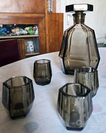 Bottiglia e Bicchieri da Liquore