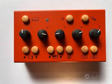 sintetizzatore video Eyesy Critteri and Guitari