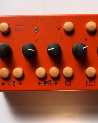 sintetizzatore video Eyesy Critteri and Guitari