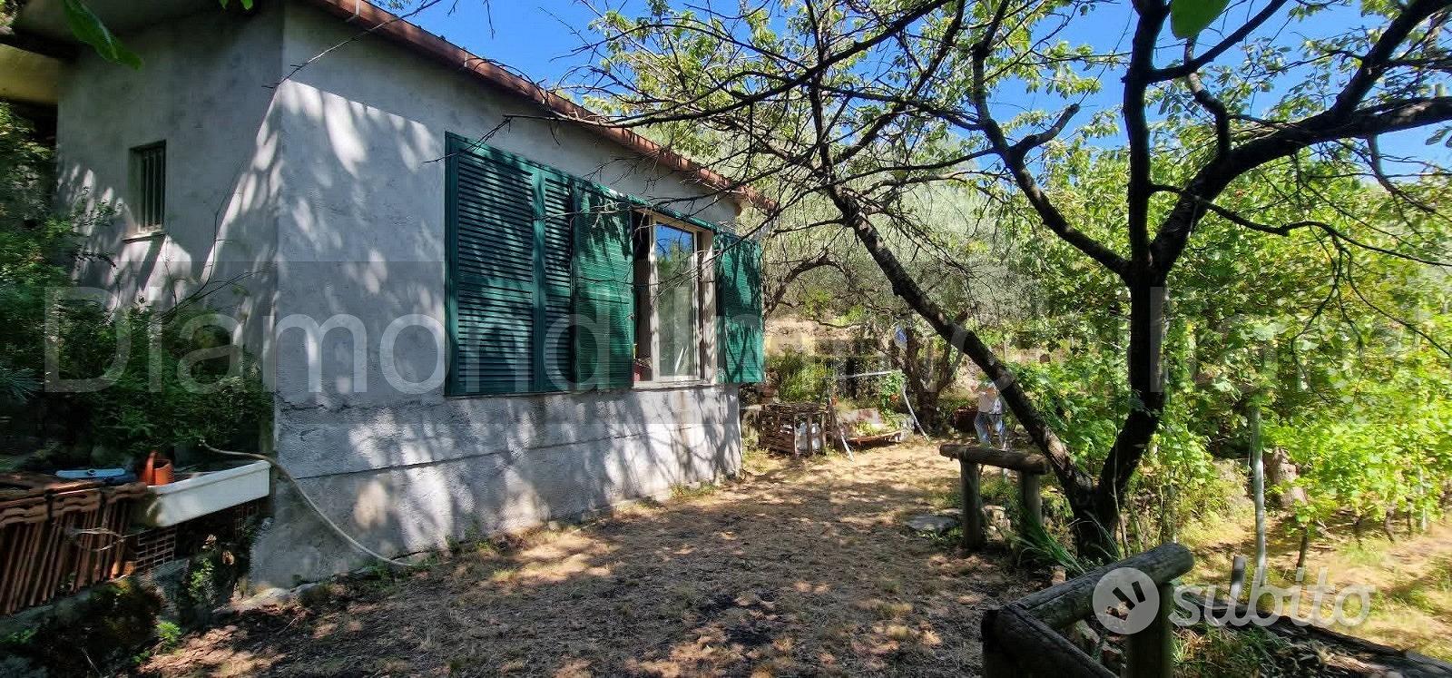 Casa con terreno a Presa Piedimonte Etneo - Vista 2