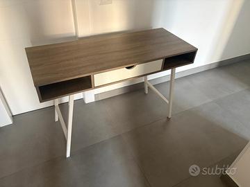 Scrivania studio bianca legno stile minimal