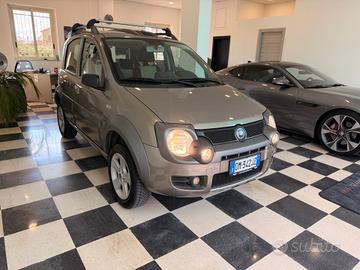 Fiat Panda 1.3 MJT 16V 4x4 Cross