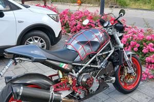 monster s4 senna