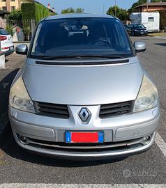 Renault Espace essential