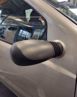 Specchio destro FIAT PUNTO 2 del 2000