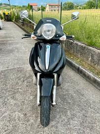 Piaggio Beverly 500