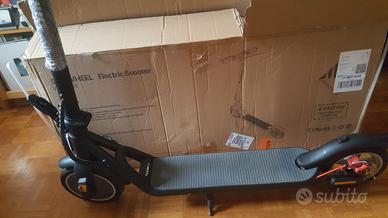 Monopattino elettrico nuovo