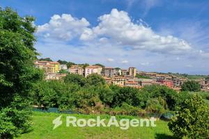 QUADRILOCALE A VIGNANELLO (VT)