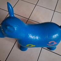 mucca in gomma da bimbi