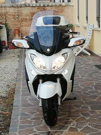 Suzuki Burgman 650 - 2013