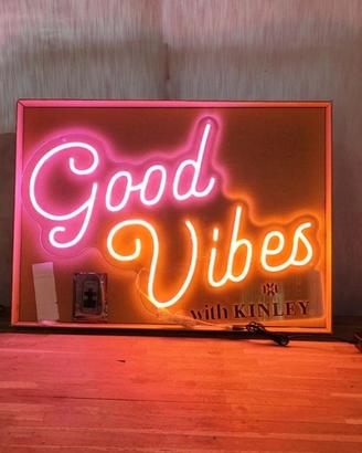 Insegna led luminosa Good Vibes 75x53 circa Nuova