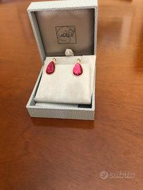 Lalique orecchini foglia cristallo rosso/fucsia