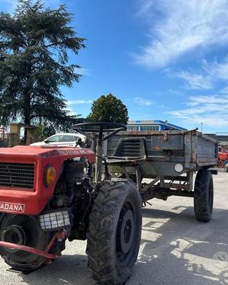 Motocoltivatore Valpadana trazionato con rimorchio