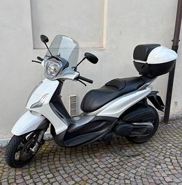 Piaggio Beverly 350