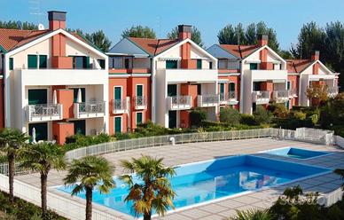 Cavallino piscina vicino mare