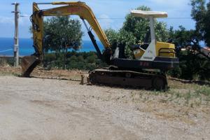 Escavatore Yanmar B50