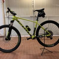 Mountain bike Scott Scale 980