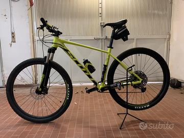 Mountain bike Scott Scale 980