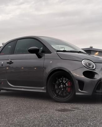 595 abarth 300cv