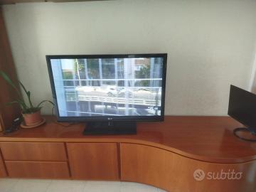 televisione 42 pollici  LG