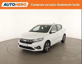 DACIA Sandero SY04490