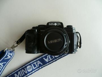 MINOLTA modello AF 9000