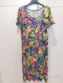 Vestito lungo a fiori 