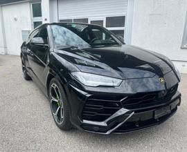 Lamborghini urus 2021