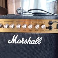 Amplificatore Chitarra Marshall MG15DFX