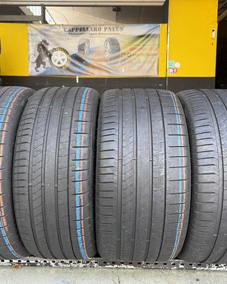 4 Gomme Pirelli 285/35R23 + 325/30R23 85-90%Residu