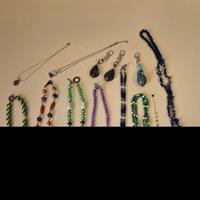 Grande Lotto di undici pezzo Bigiotteria Collane O