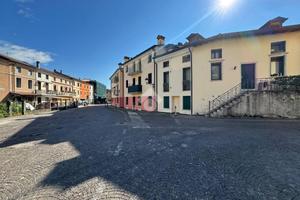 2 LOCALI A TORREBELVICINO