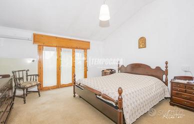 Villa di Testa divisa su due livelli a Roverdicrè