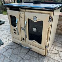 Termostufa a legna con forno giallina